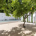 Hidden Oasis With Pool By Lovelystay * Lisbon