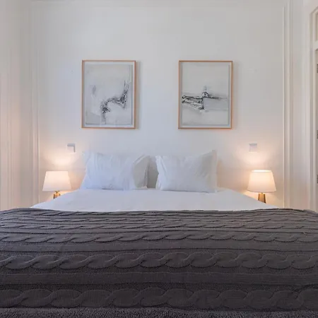 Apartamento Hidden Oasis With Pool By Lovelystay