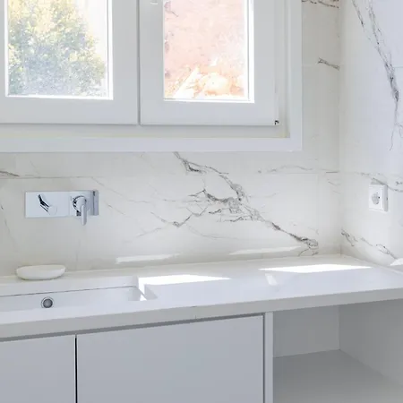 Hidden Oasis With Pool By Lovelystay Apartamento